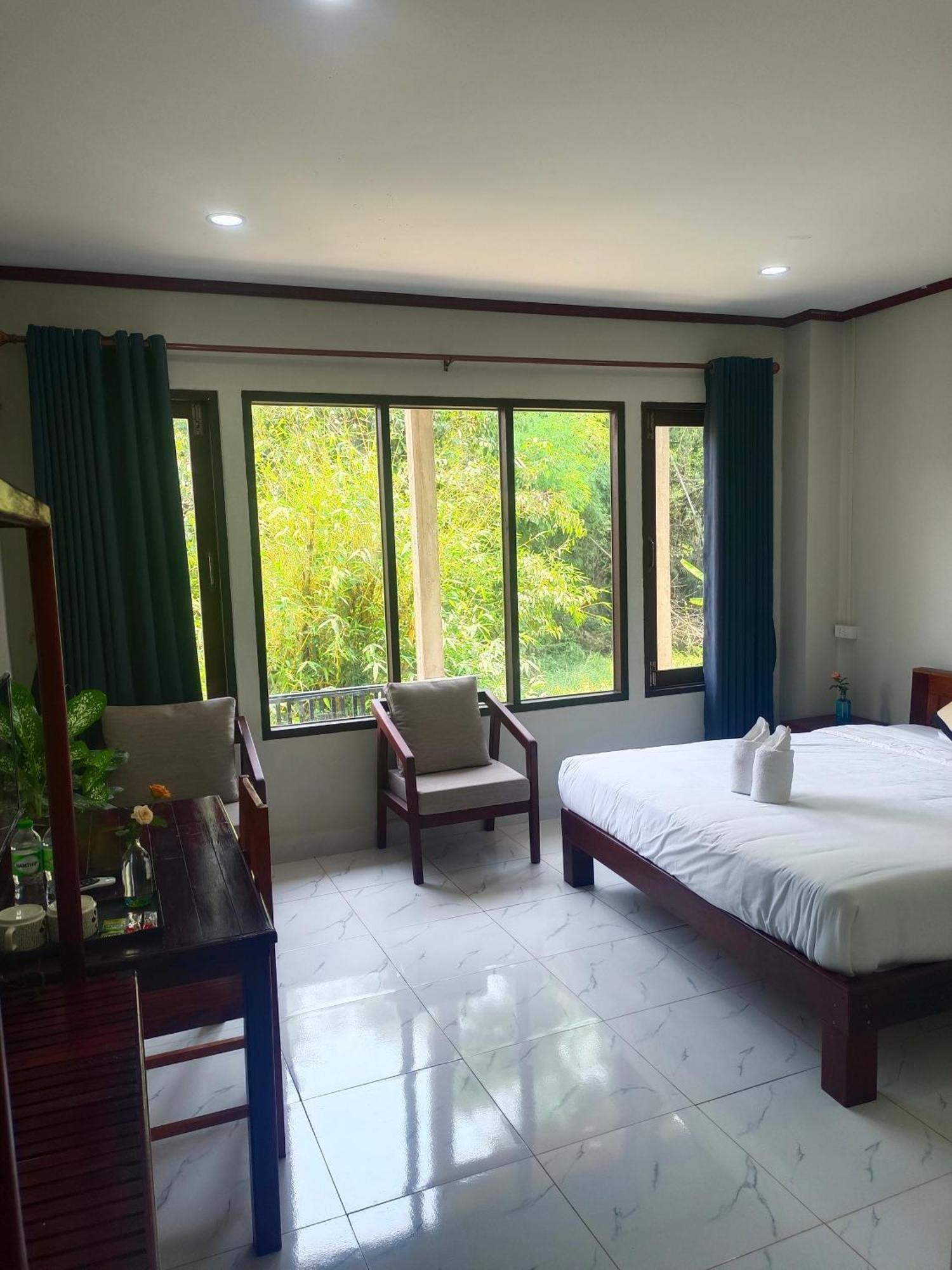 Dok Champa Resort Vang Vieng Eksteriør bilde